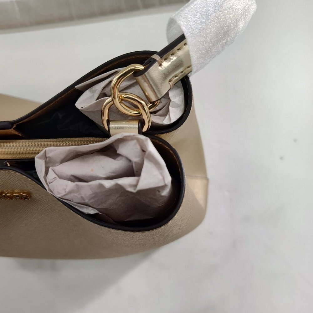 MICHAEL KORS Pratt Medium Metallic Shoulder Bag       PA#199@CMK - Picture 9 of 10